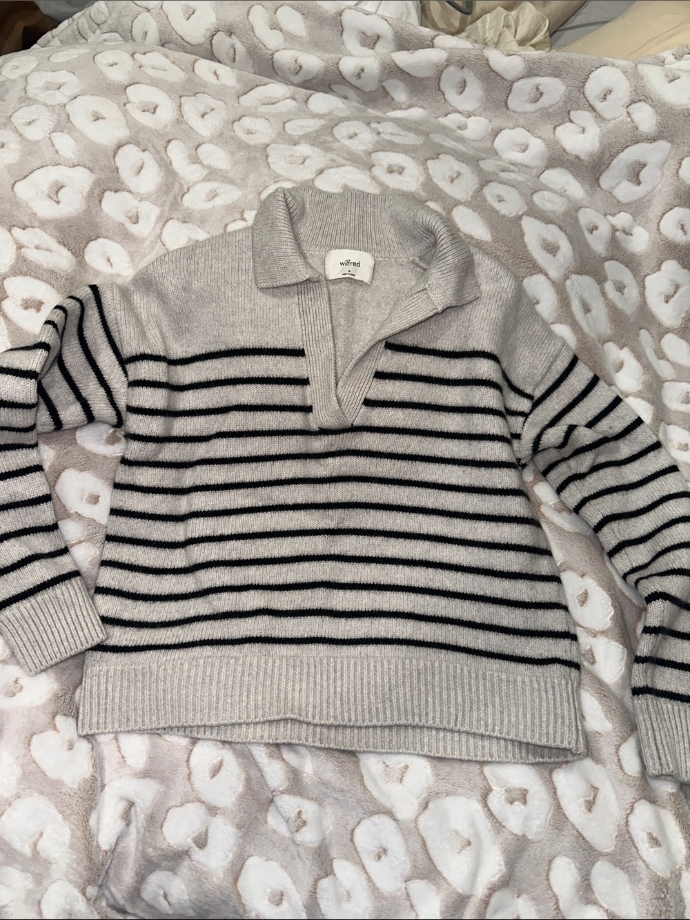 Wilfred Light Gray and Black Striped Collared Pullover